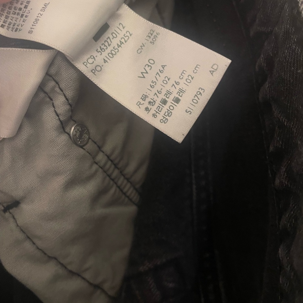 Levi's Black Jean Shorts for Women - Picture 3 of 3